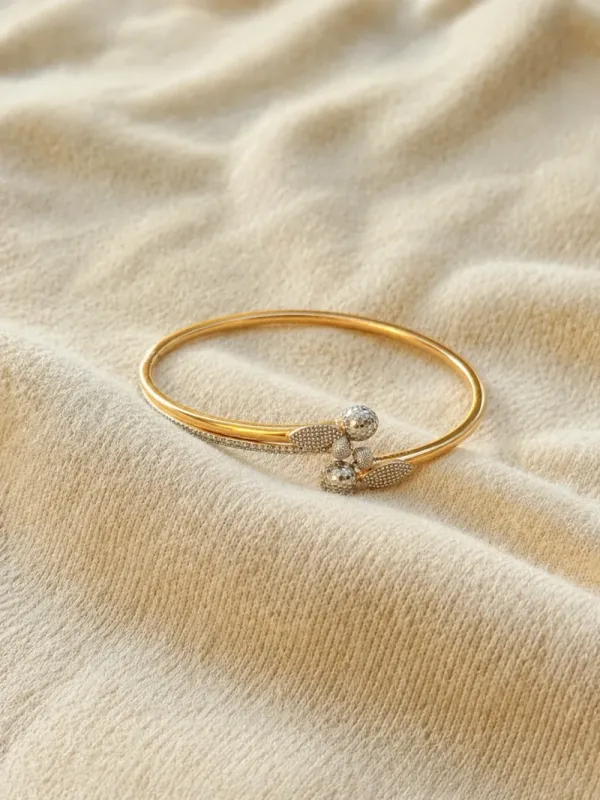 Gold bangle