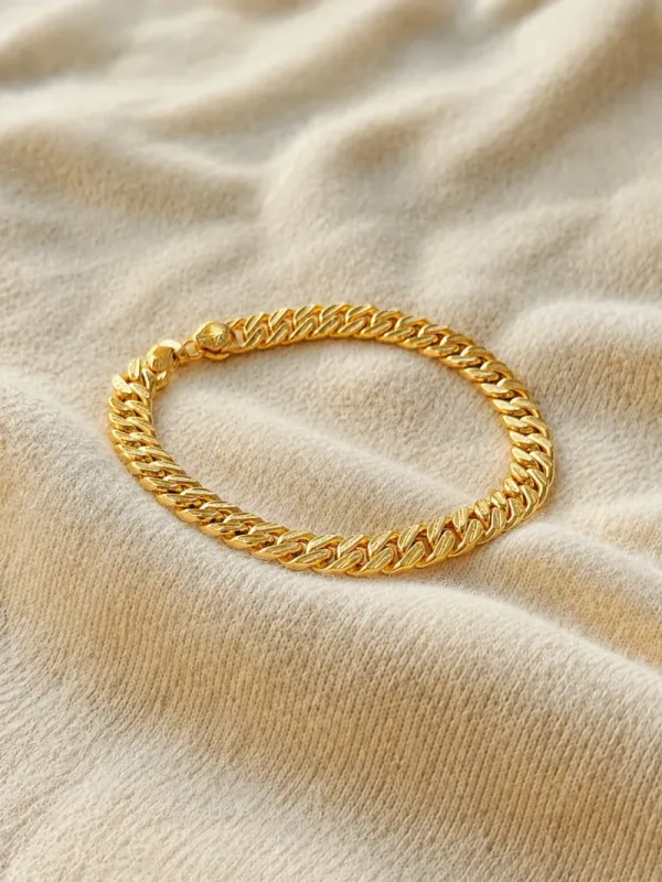 Gold bangle