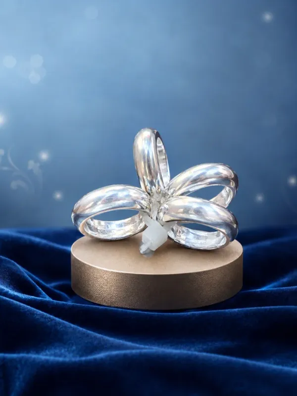 Silver earring